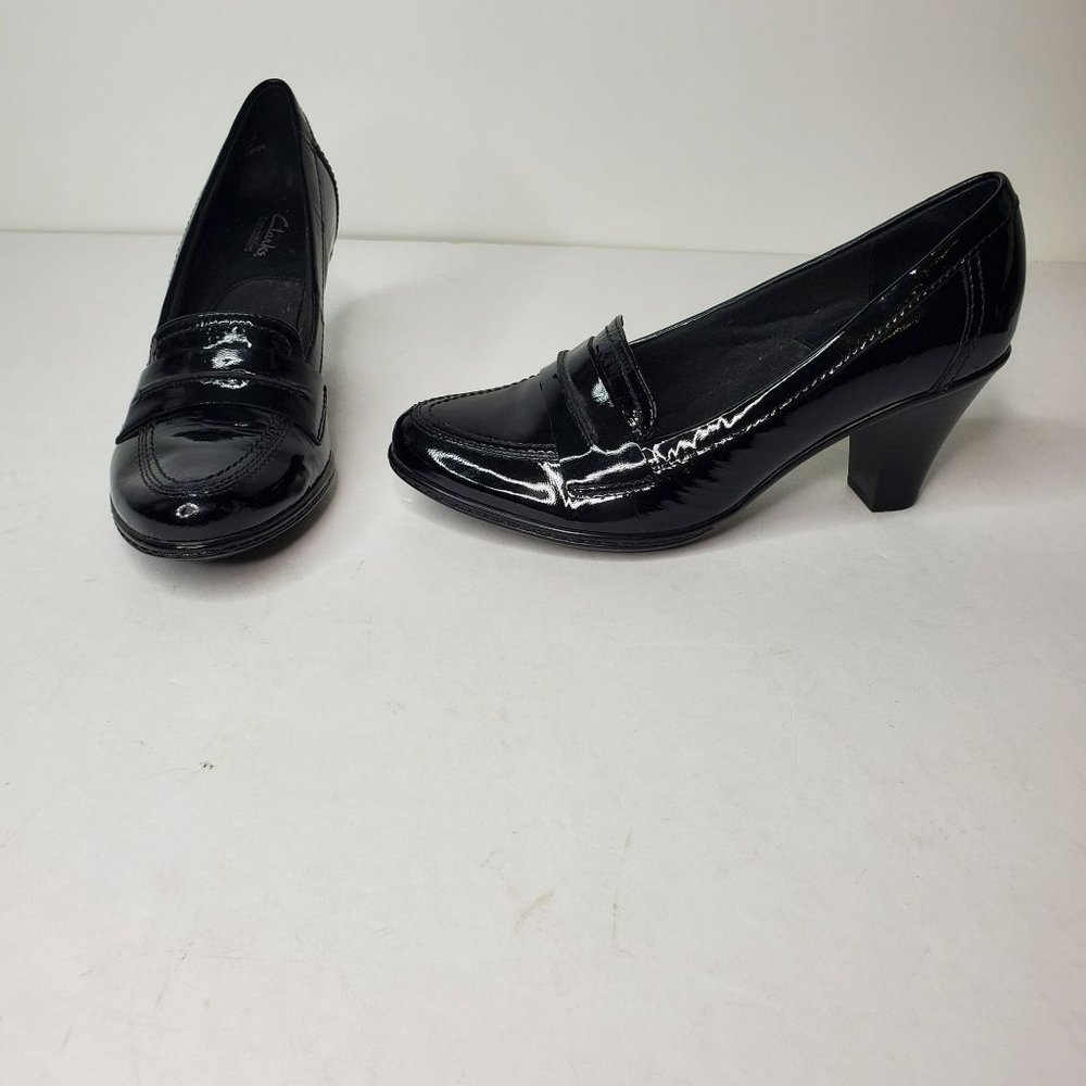 Clarks Bendables Patent Leather Pumps Size 6 M 2.75" Heel Career Black